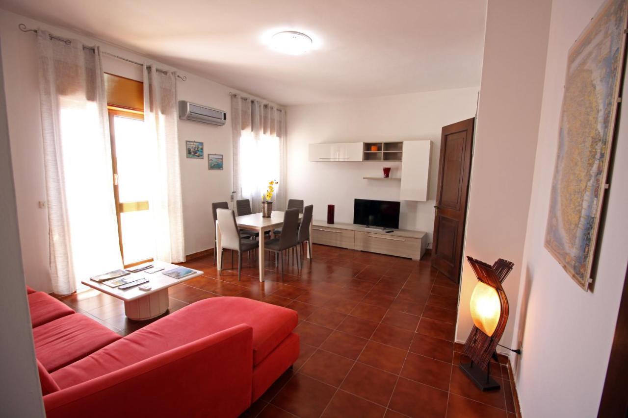 Casa Vacanza Valle Della Cupa Novoli Ngoại thất bức ảnh